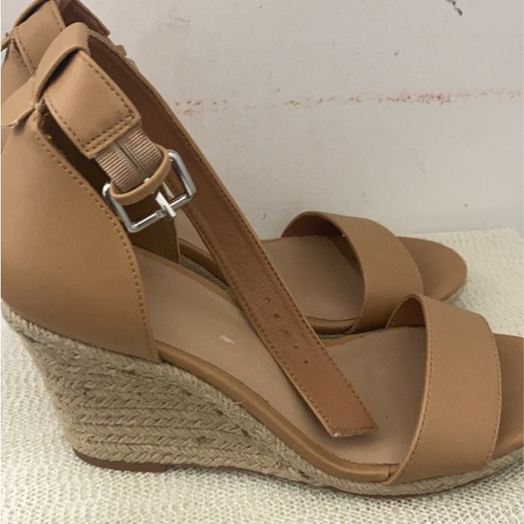Shoes - Almost new high heel tan color sandals